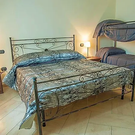 B&B La Cannalia Bed & Breakfast Teana